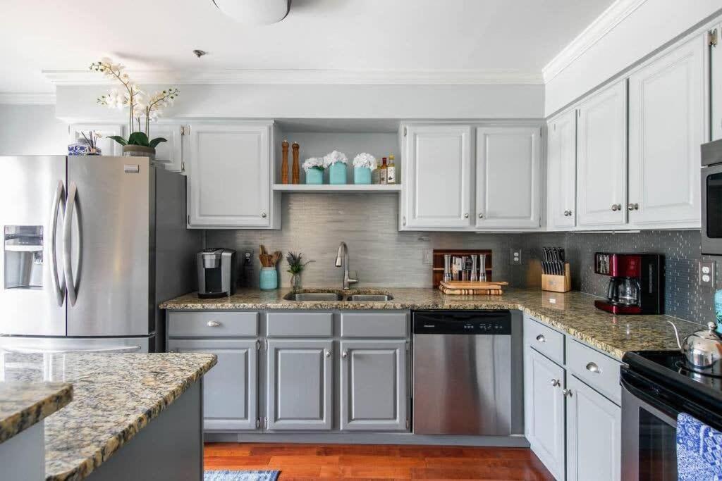 Walk To Broadway Charming Modern Historic Townhome Nashville Exterior foto