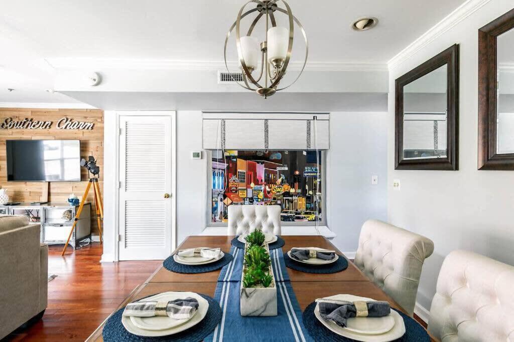 Walk To Broadway Charming Modern Historic Townhome Nashville Exterior foto